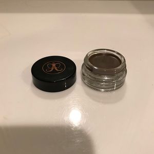ABH Dip Brow Pomade 🤤